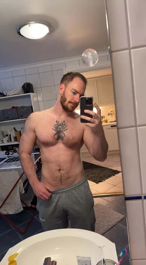 Been a minute hasn’t it? Sorry for the beard, been lazy