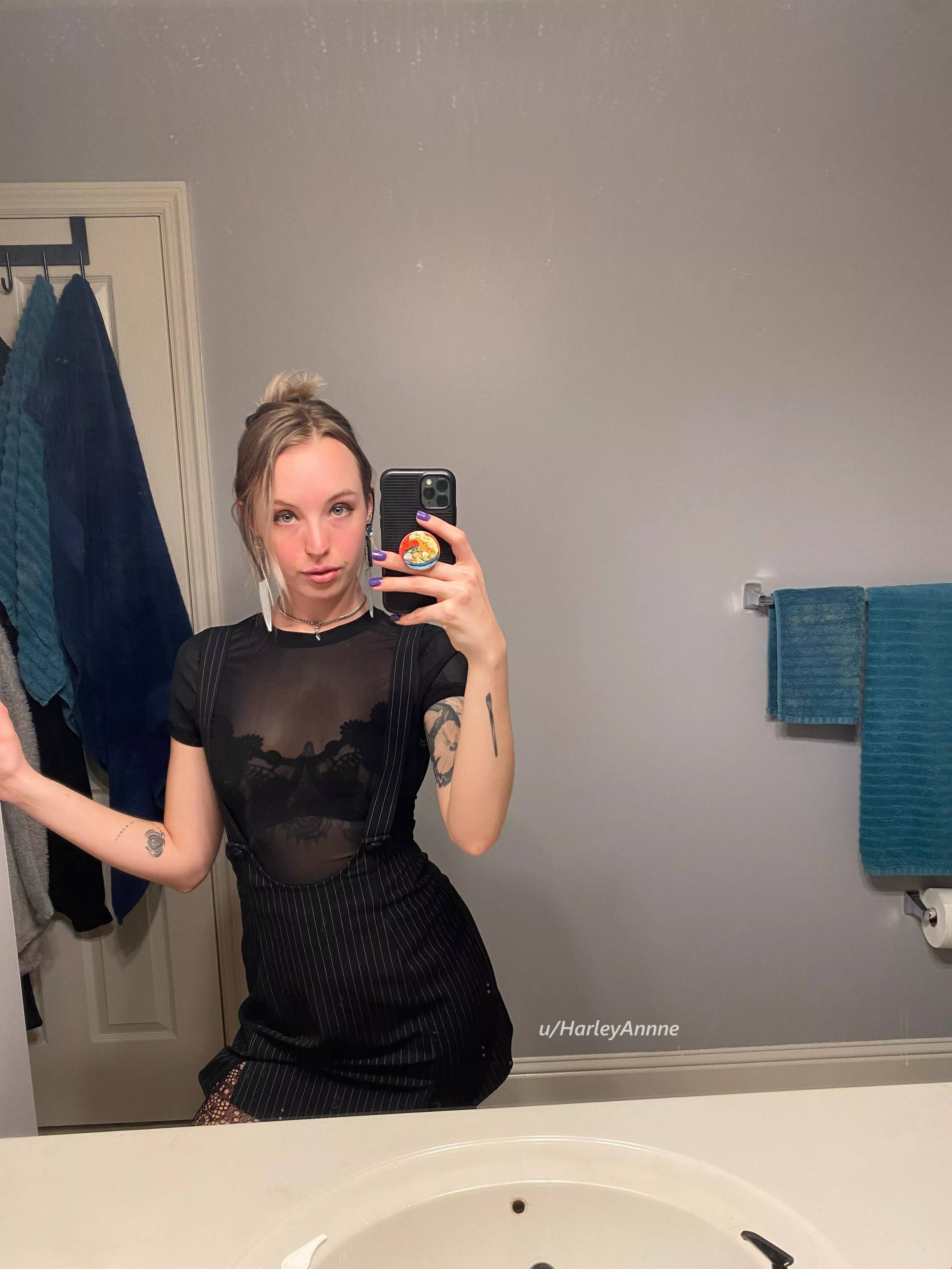 before a night out (f)