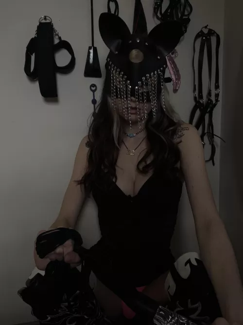 Ding dong your new goddess has arrived, now give me what I want [domme] [f]