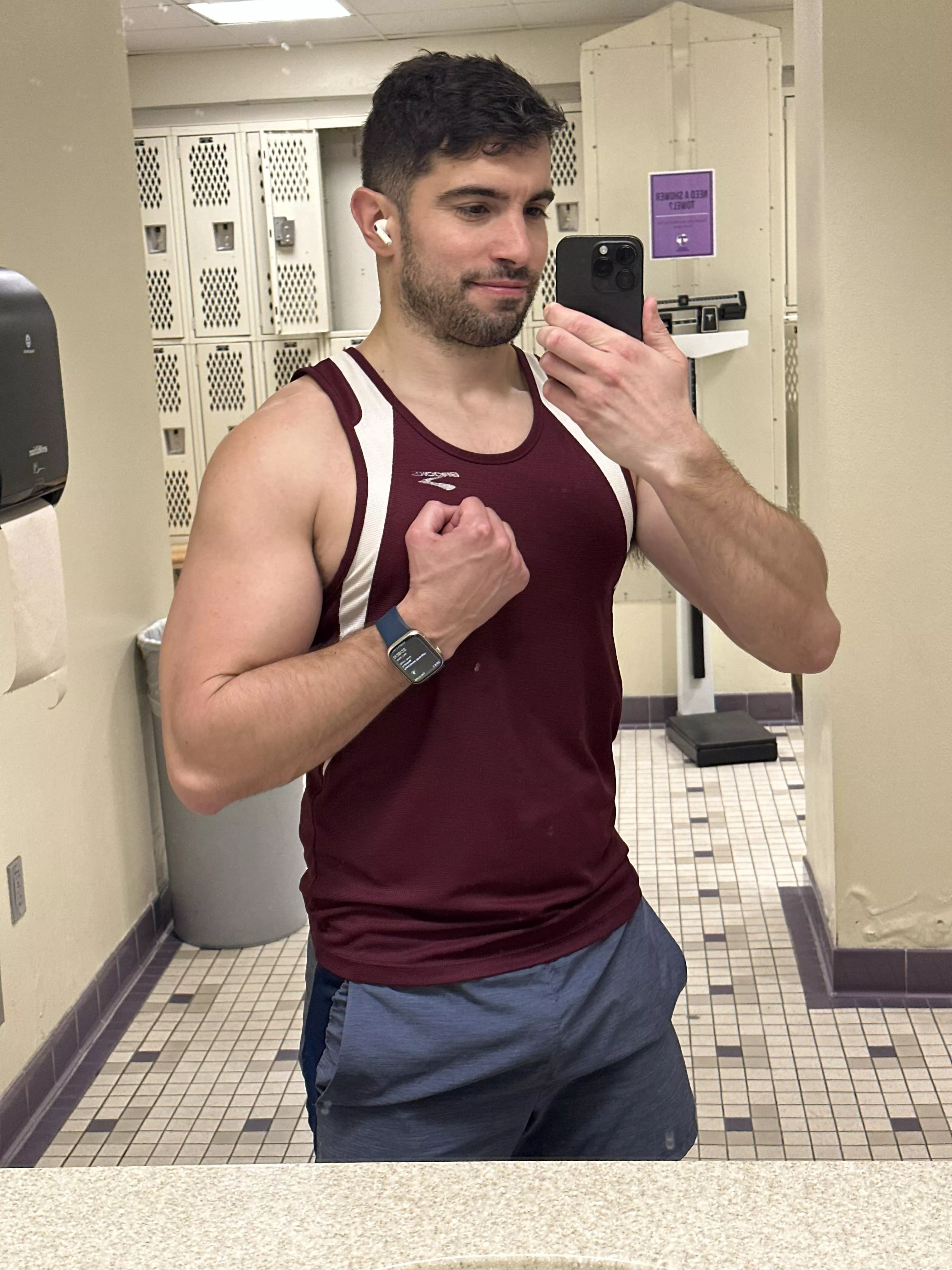 Feeling pumped for spring break to start today! Feeling pumped for spring break to start today!