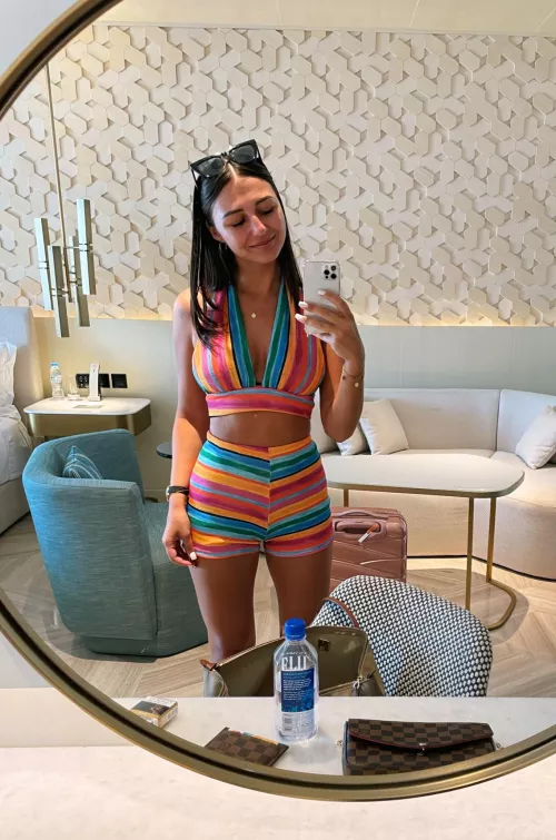 Feeling totally cute in that outfit:)