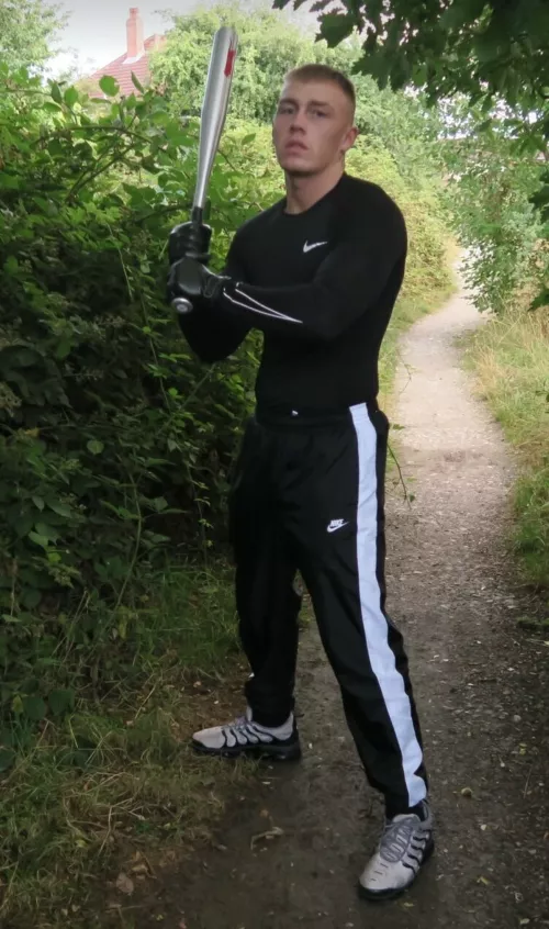 Give me your money and serve...