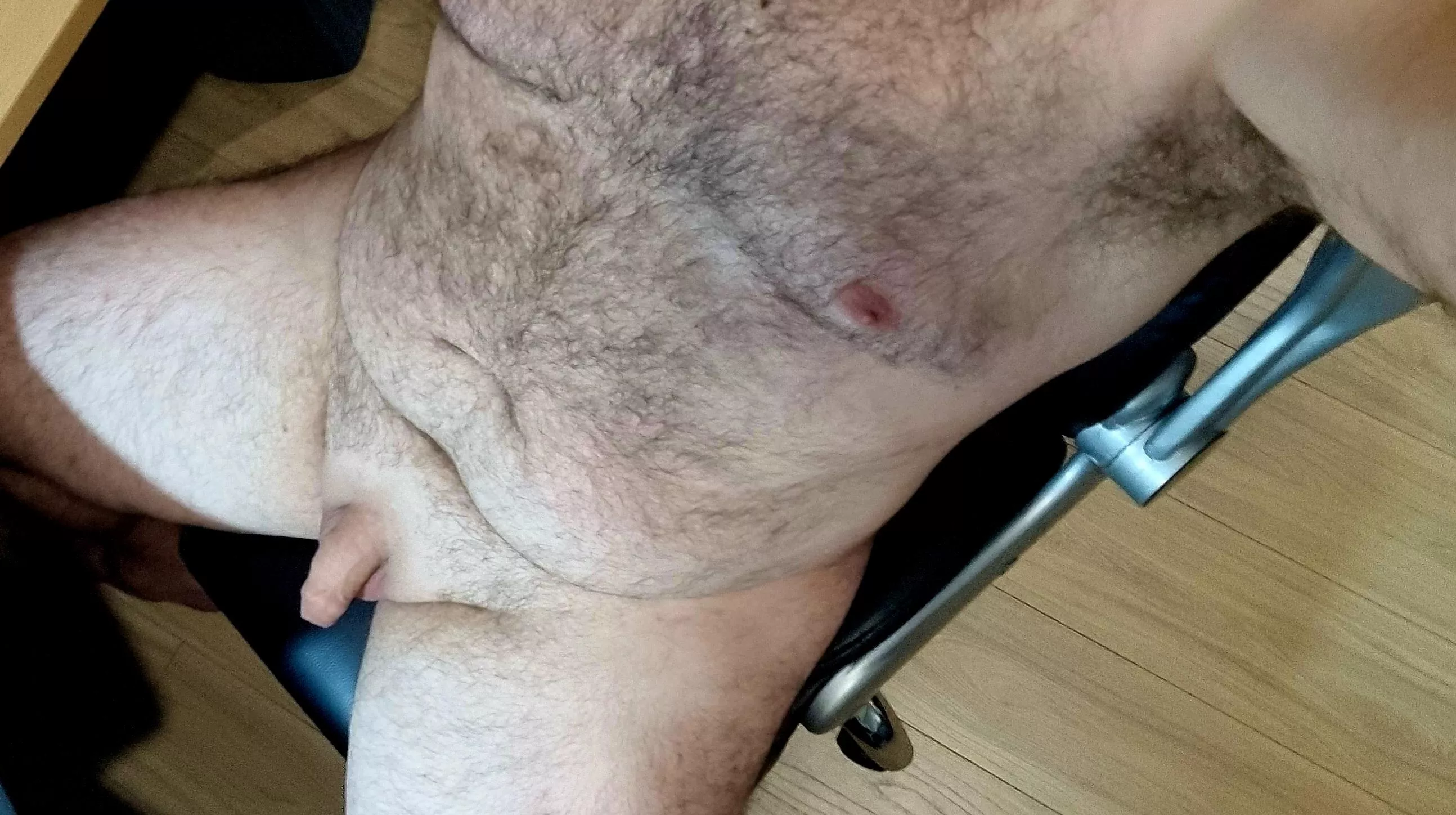 Hey all 👋 [38] Chubby Aussie Softie for you... 😋