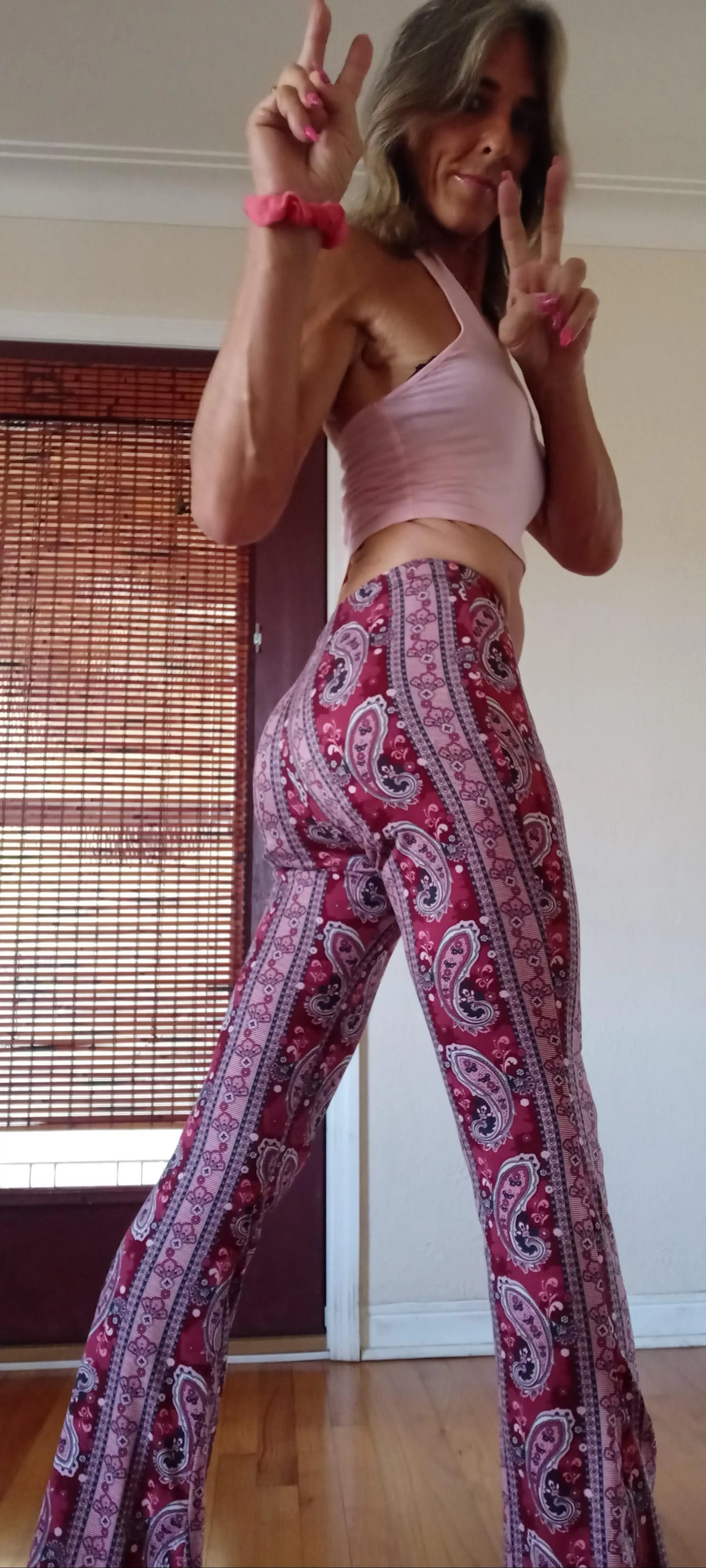 Hope everyone has a good Weekend.Huggiez