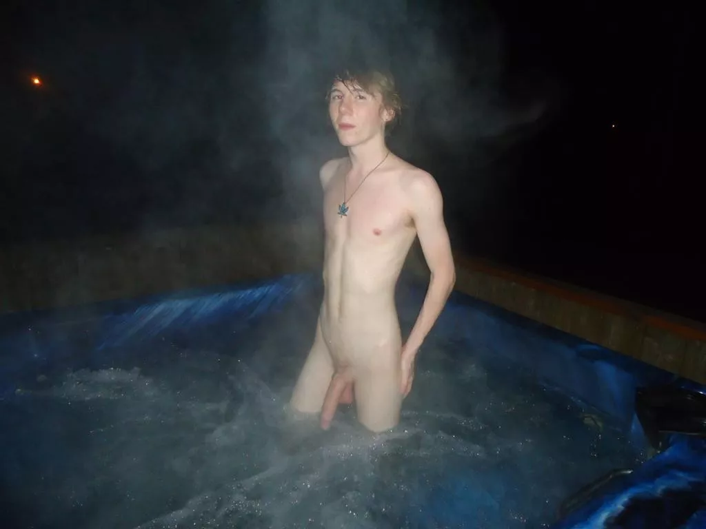 Hung twink needs big dick