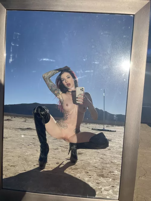 I like mirrors outside