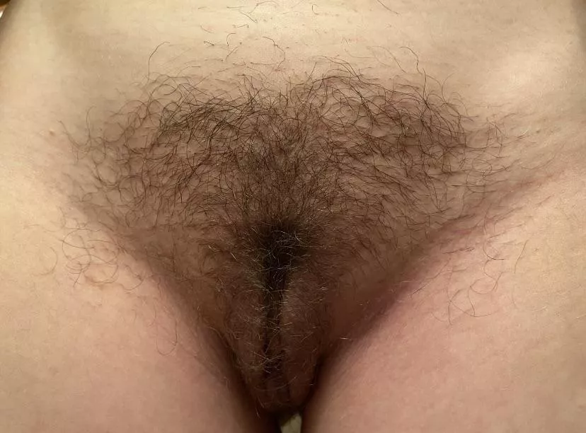 is my pussy bushy enough for u? 😈
