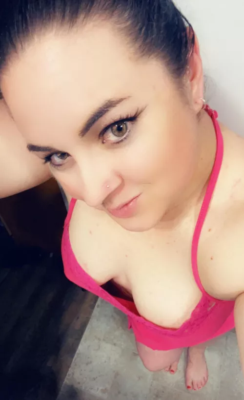 Let your weekend start with me