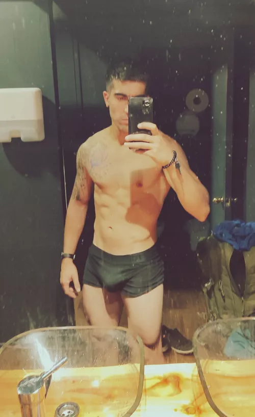 [M] Post workoutt DMs opeeen!