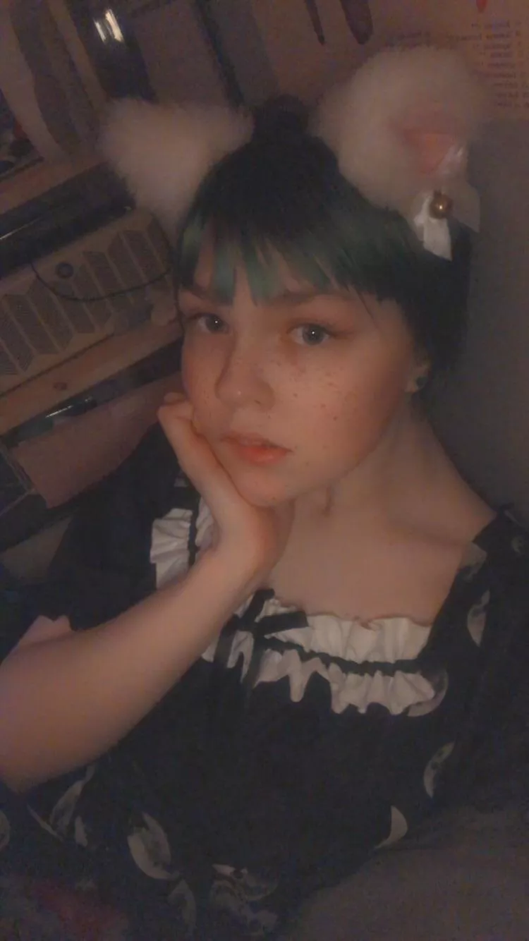 Who’s Gonna Show This Lil Kitty A Good Time?