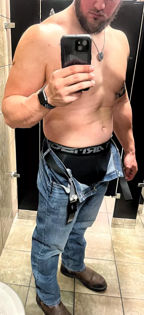 Would you get me drinks at the bar? Bourbon is my drink of choice