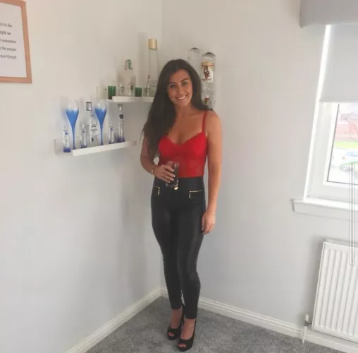 Claire. Smash or pass?