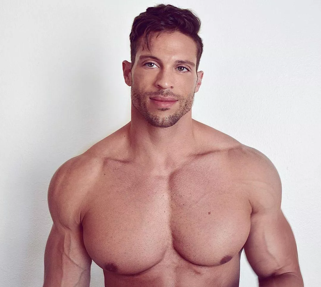 “Colin Boyd” …