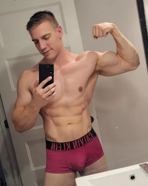 Do you like ur boy big 💪🏼🍆..?