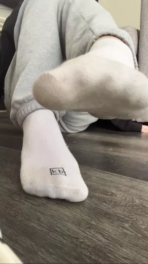 do you wanna smell my stinky kb socks?