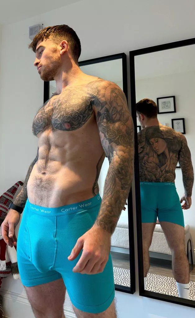 Filling out my new boxers, i know you like them