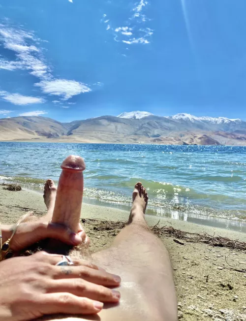 Find yourself a cock worth holding