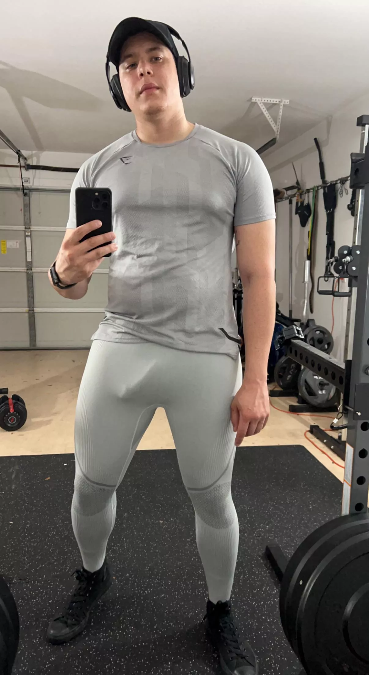 First post here hope you like grey workout leggings