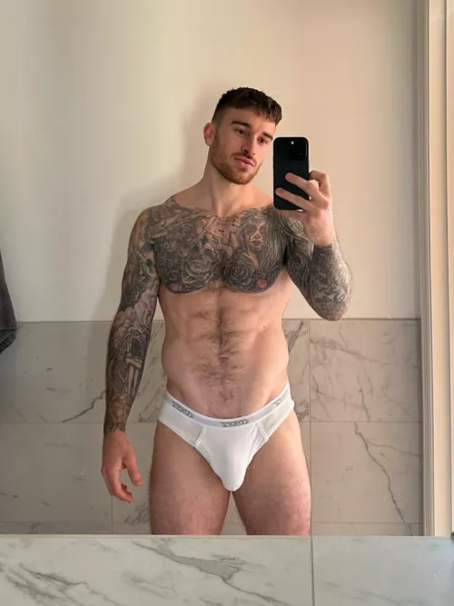 Good morning Hotguyswithtattoos