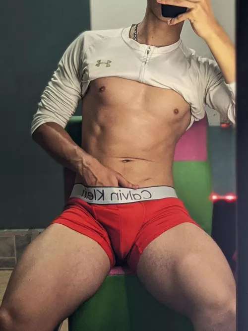 Got really horny after the gym, wanna help?