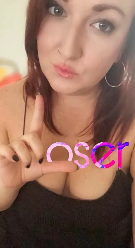 Hey loser, want to get cemented into the friendzone by me? Every Mean Hot [Domme] needs a collection of simps to torment 😉