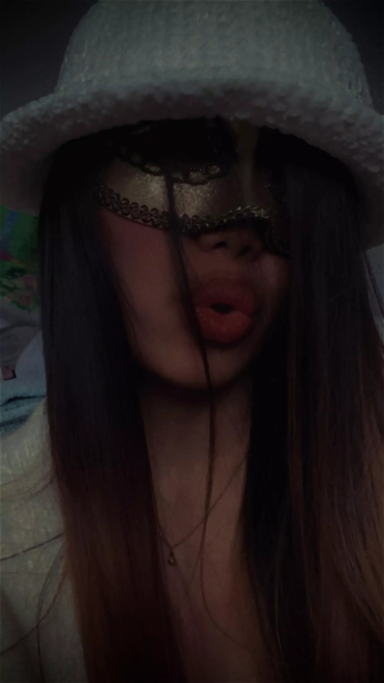 I’ll give you kisses 💋 if you give me cash 🤑 mommy won’t stop till she gets what she wants from you filthy piggies 🐷 [Findom]