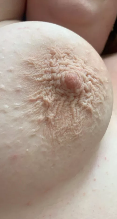 Its getting cold for my boob, can anyone warm it up?