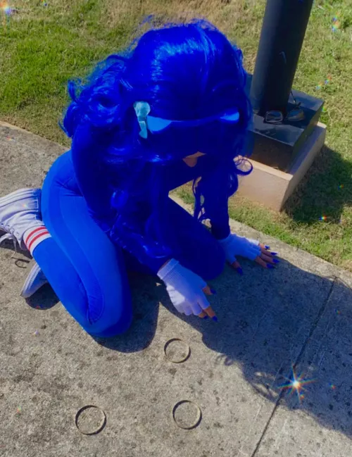 sonic by glintsyblue