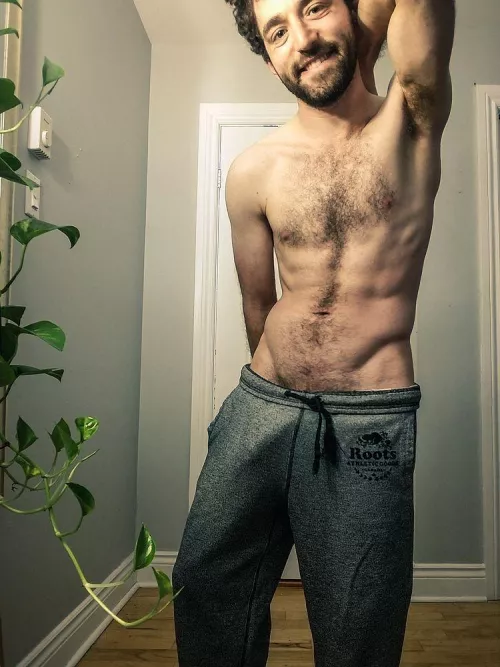 What's your opinion on grey sweatpants? ;)