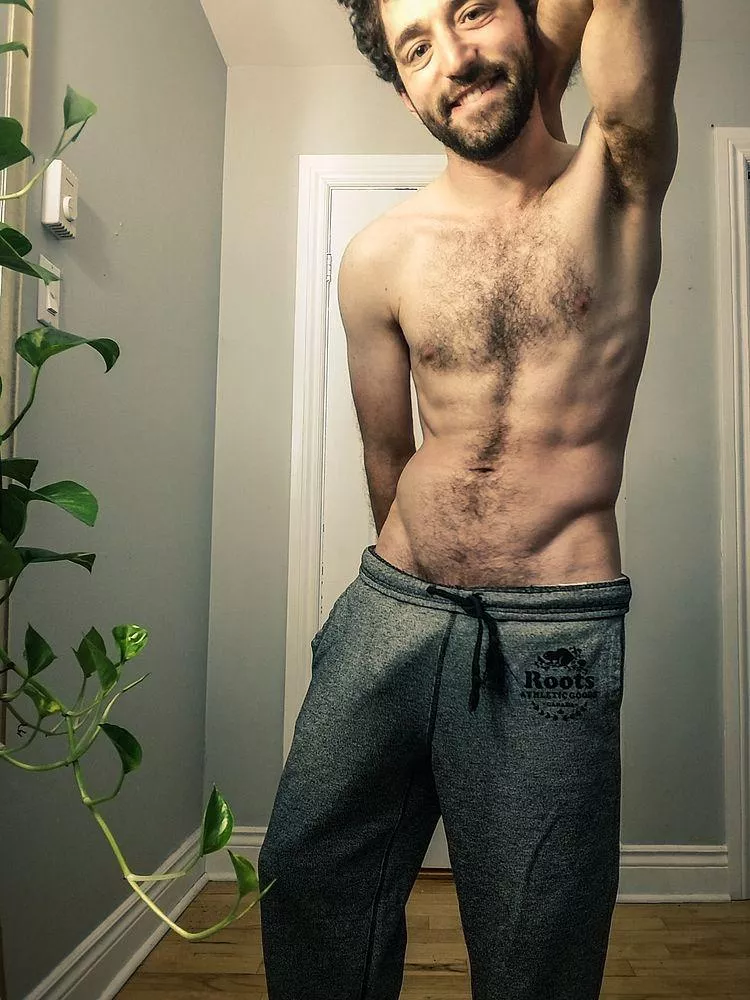 What's your opinion on grey sweatpants? ;)