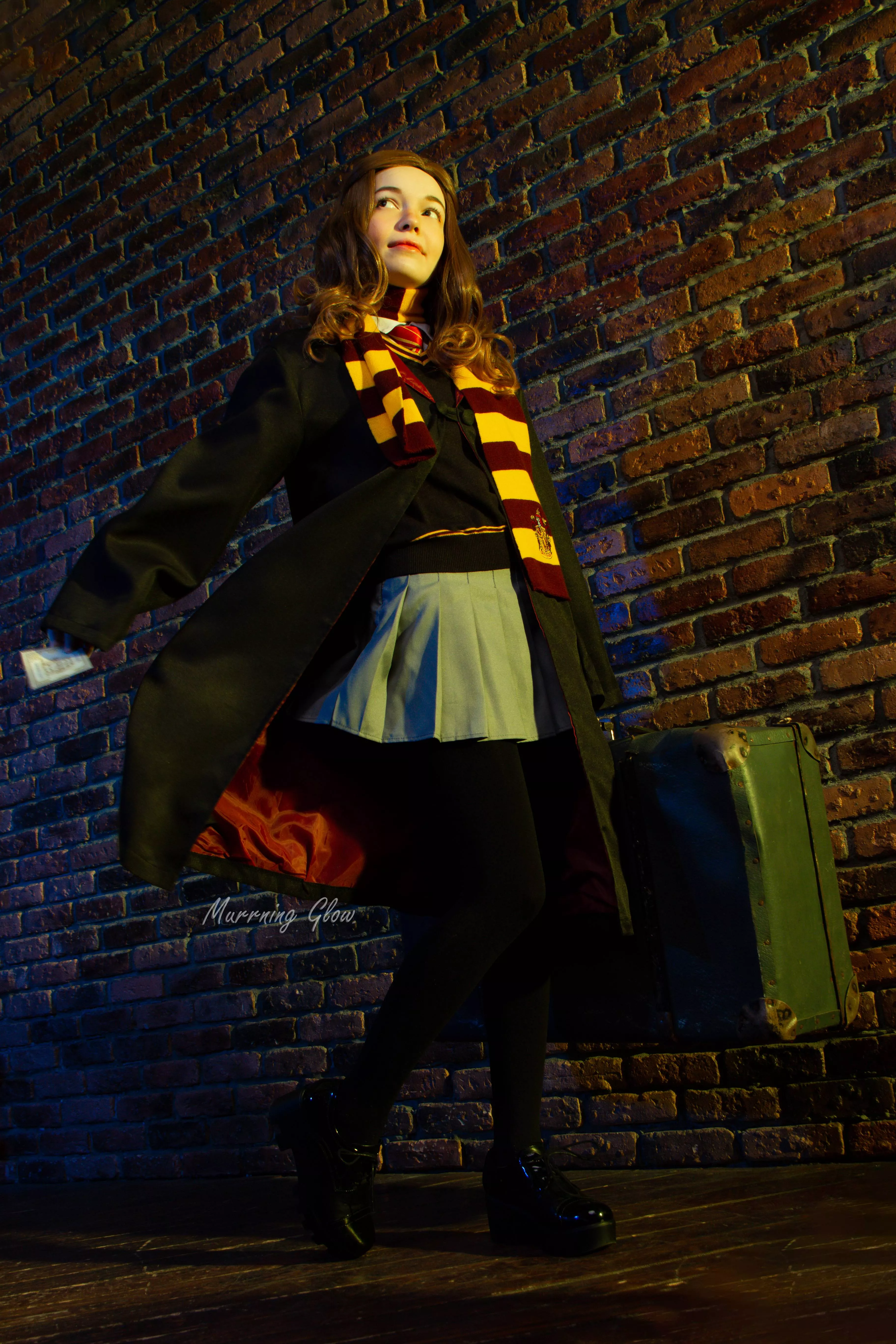 Where is platform 9 3/4? Hermione cosplay by Murring_Glow