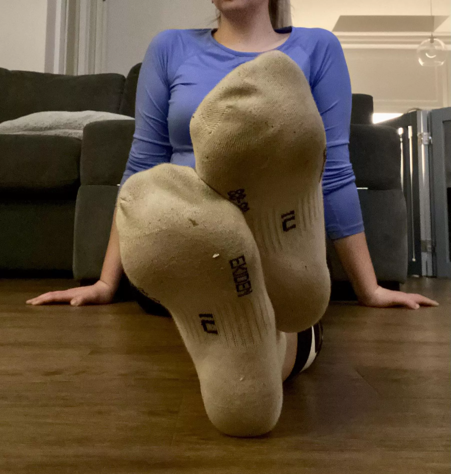 Your weak for my stinky soles