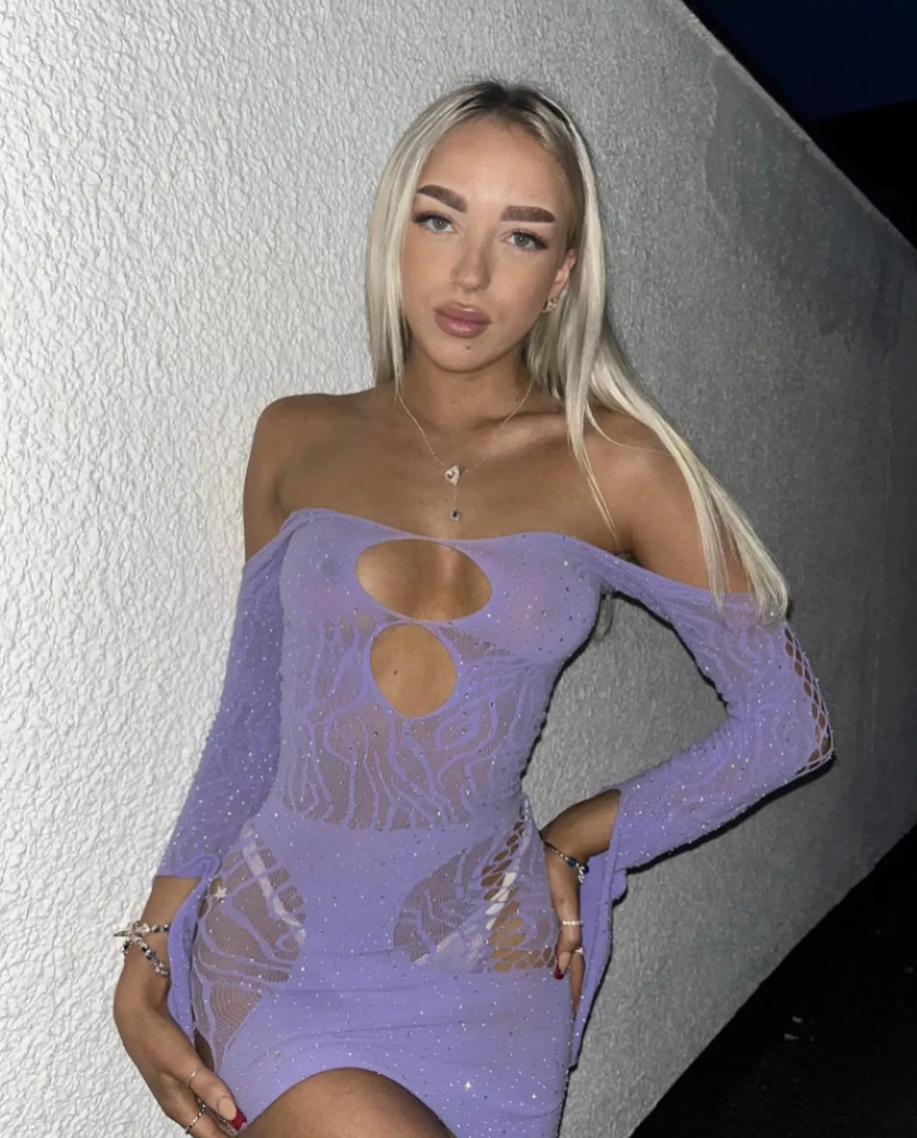 18 year old slut from Cornwall