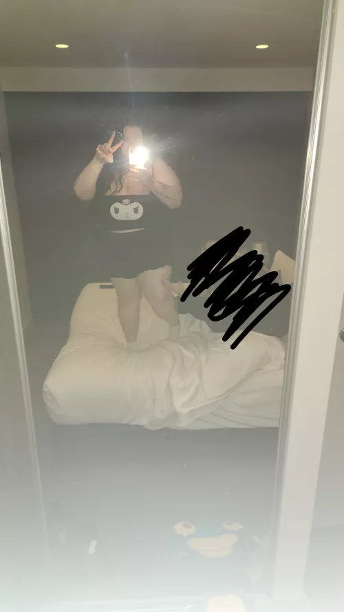 anyone wanna play 🤭