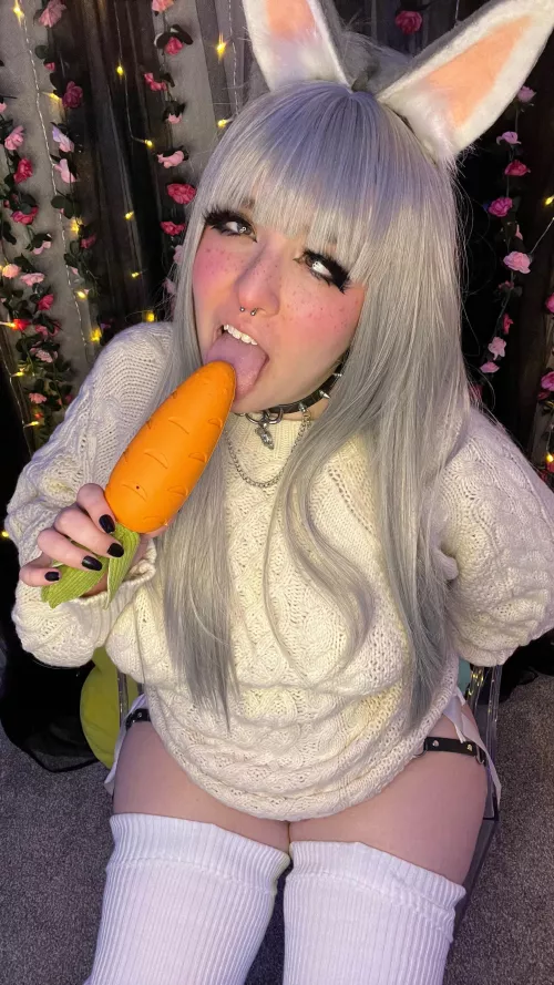 Can I play with your carrot next?