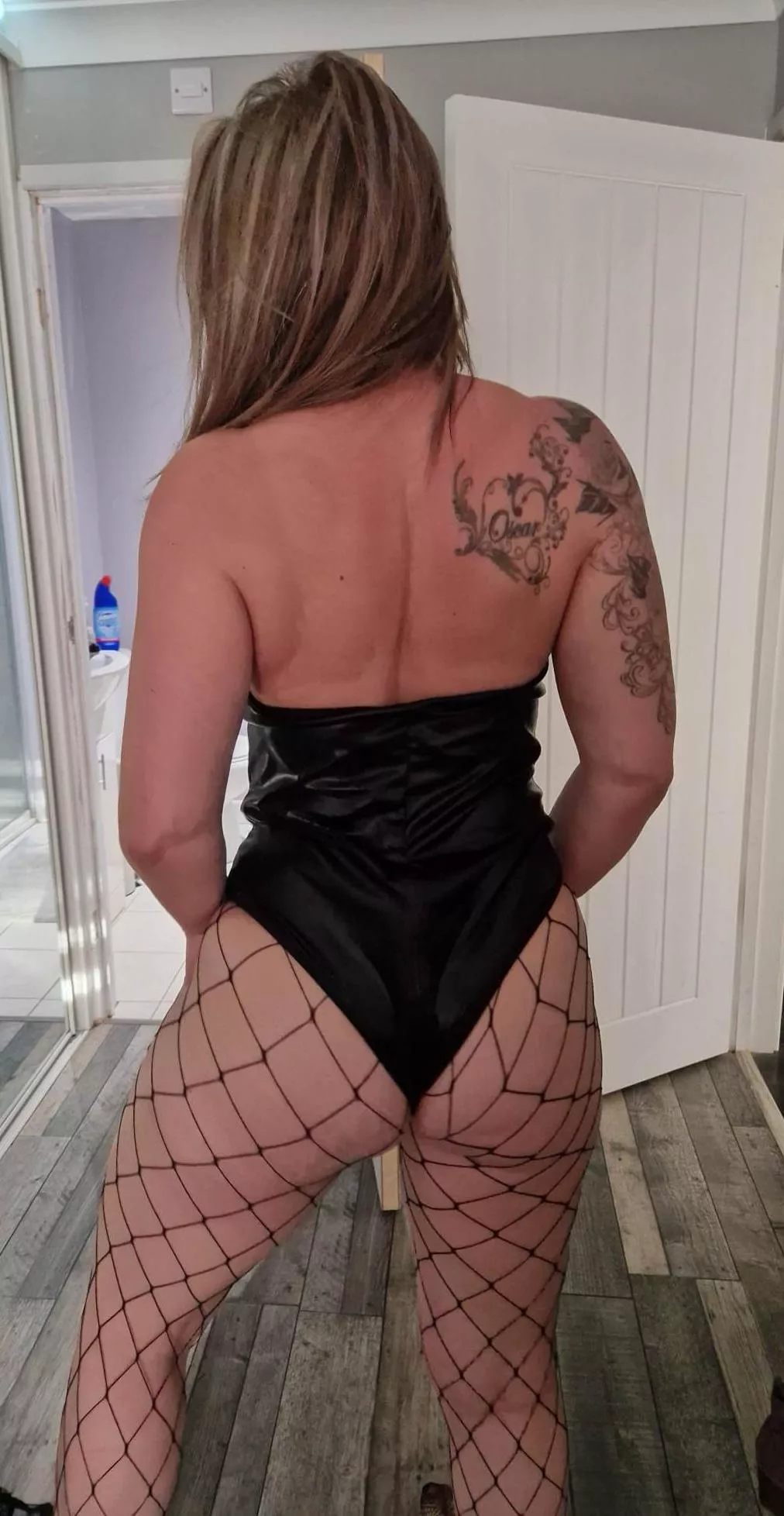 felling sexy. this is how I seduce you