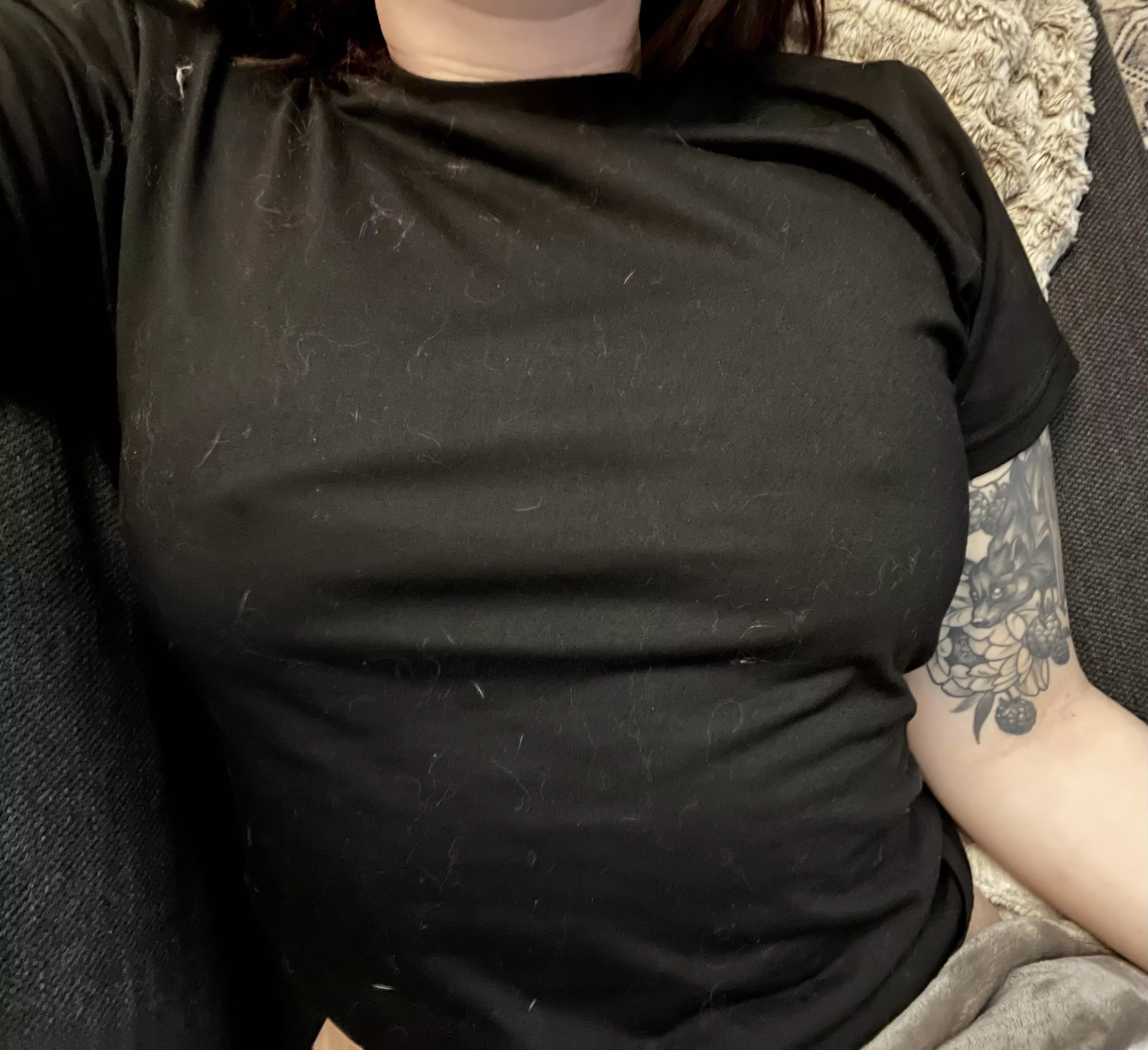 Forgive the dog fur, I wanted to share my subtle pokies