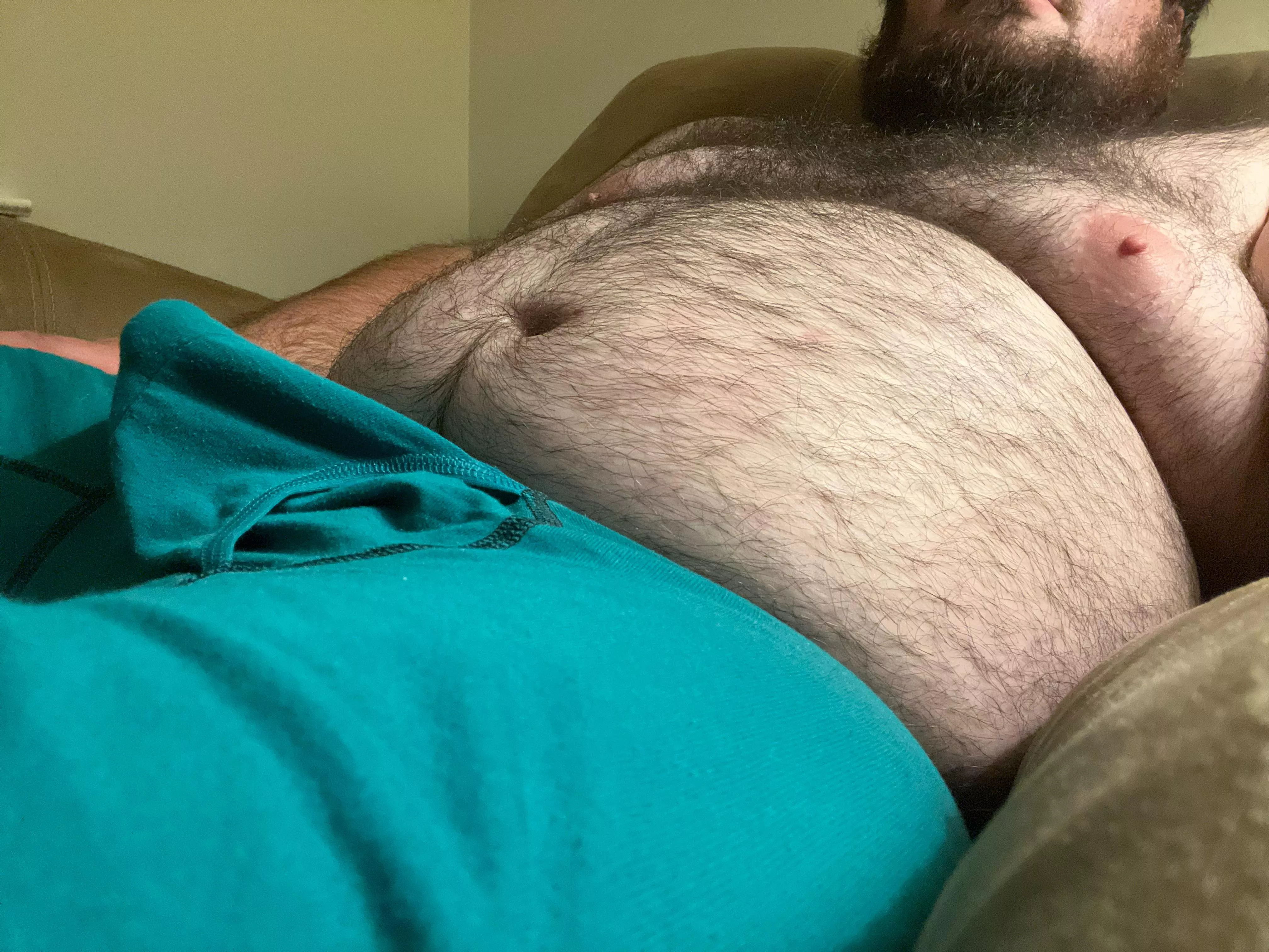 Hard, horny, buzzed… you want to 69 or you want me to use you til I can’t get hard any longer. 😈