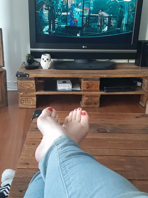 How's my new nailpolish? dm me