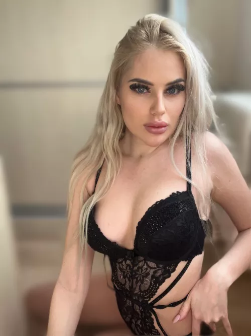 I'm the temptation you can't resist... 💋👀😉 [F18] [🇨🇿🇵🇱]