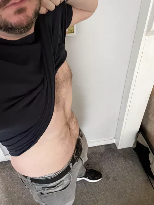 Married [45] teacher from Ireland getting ready to leave for work 😅. Please ignore the cock bulge🙈