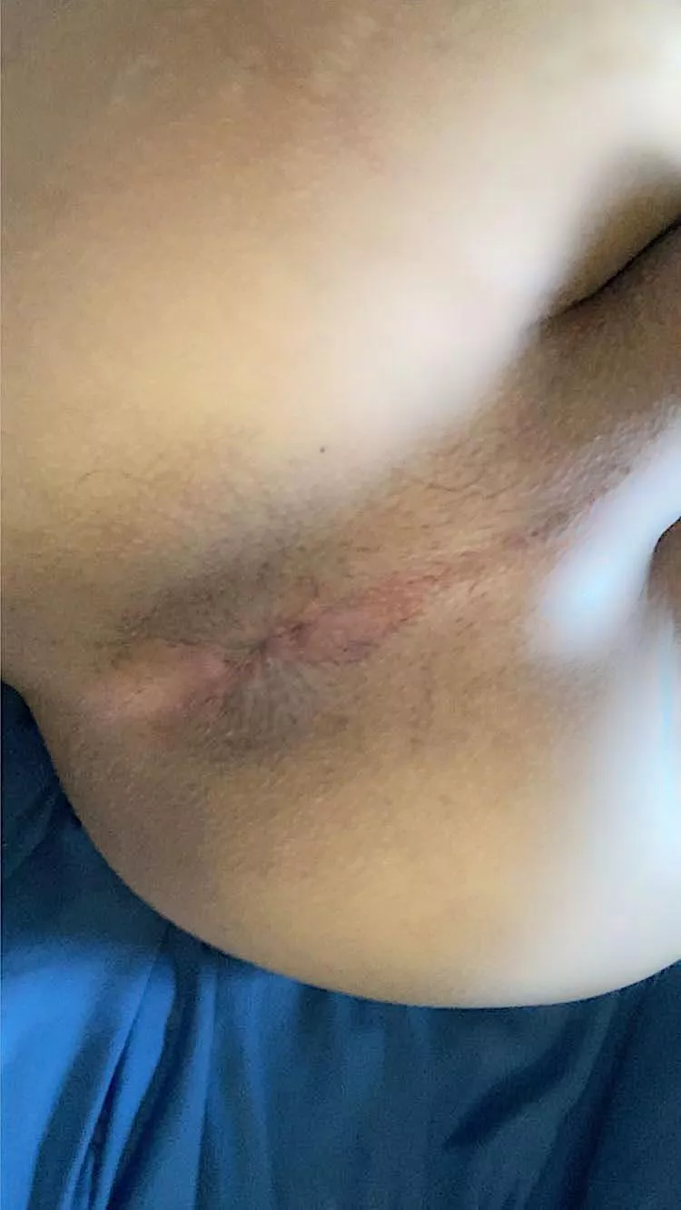 My hole is so desperate for attention 👅