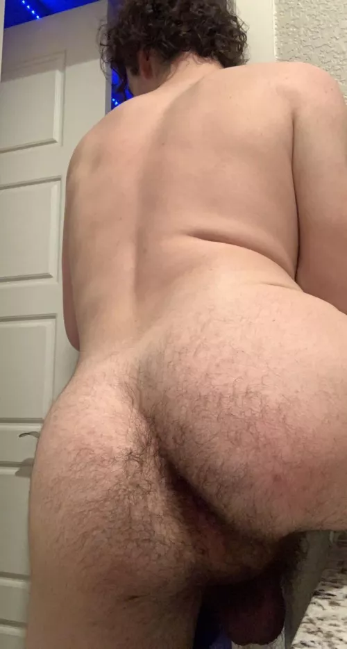 need a daddy to use my ass ;)
