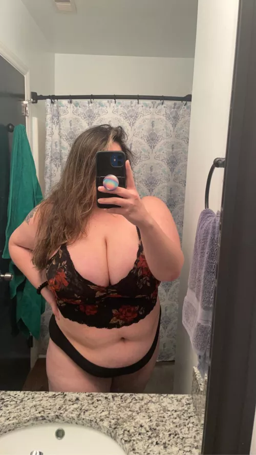 post Malaysian buffet bloat 🥴