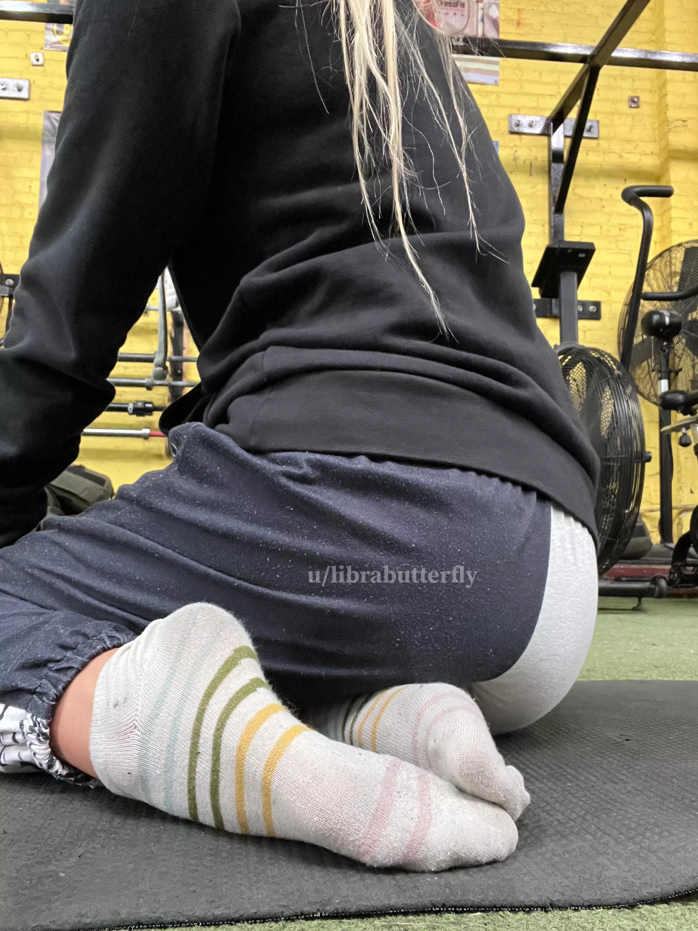 Stink up your Monday 🥰