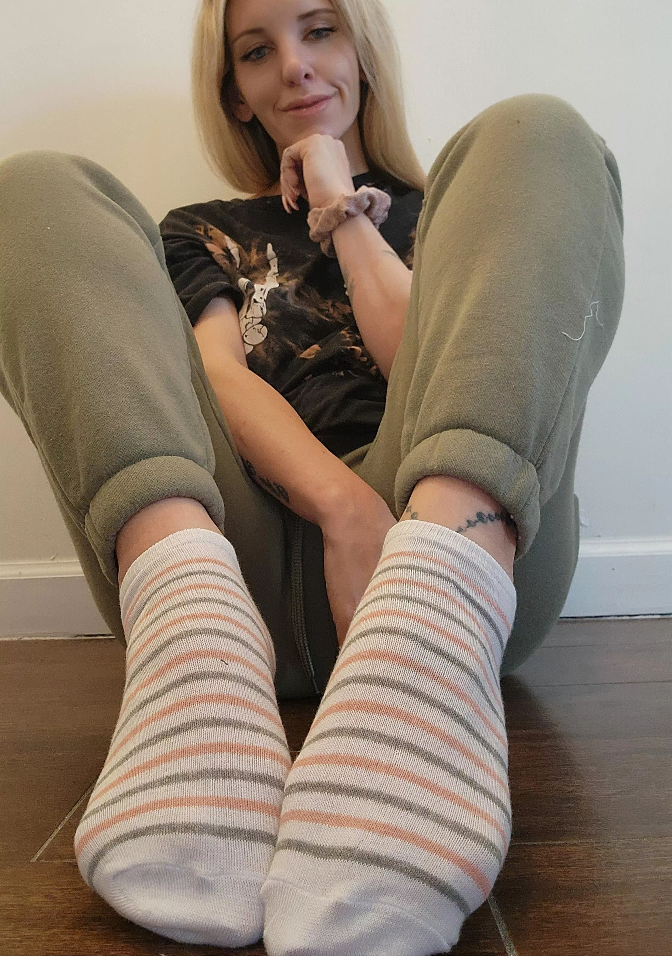 Take a deep inhale of my stink , you will not regret it ;)