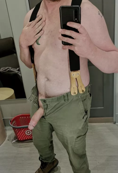 The door won't lock, someone could walk in 👀