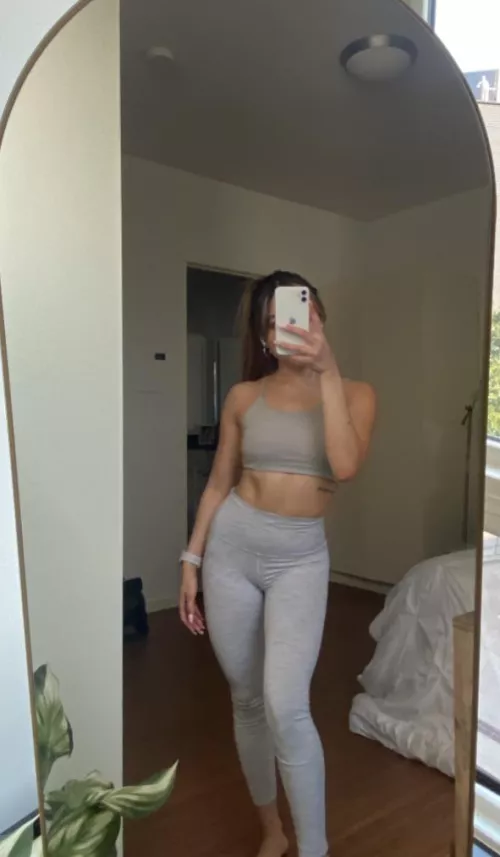 tiny tight and toned! ☺️