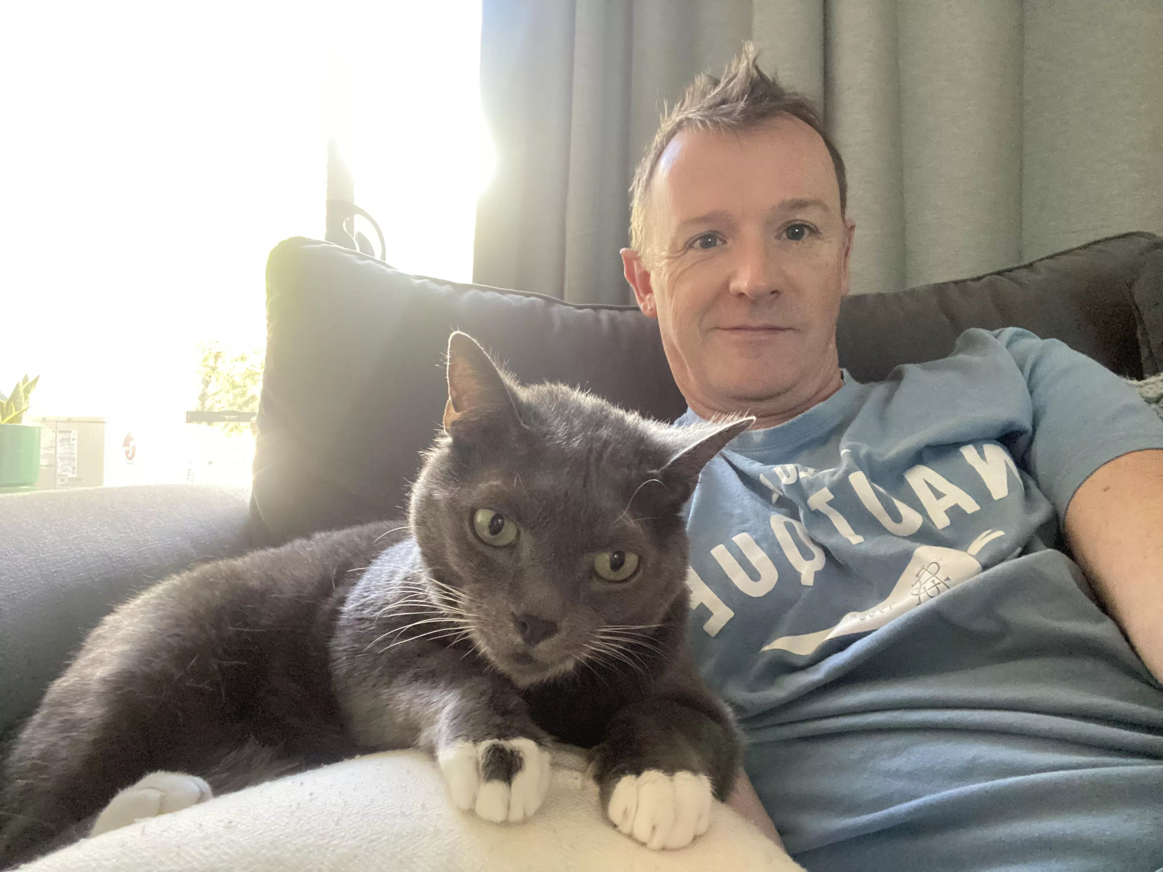 Was with my parter 21 years until he got bored… nobody wants to date anymore 🤷🏼♂️ Looks like Oli and I just have to snuggle each other 🐱 Was with my parter 21 years until he got bored… nobody wants to date anymore 🤷🏼♂️ Looks like Oli and I just have to snuggle each other 🐱