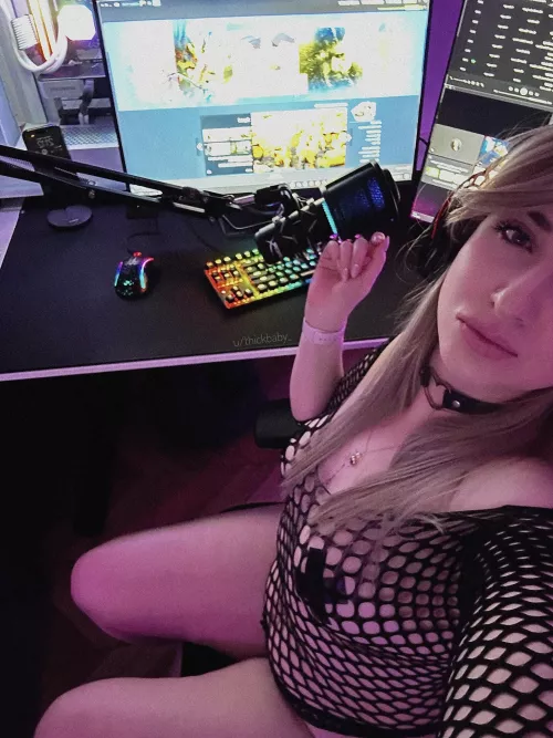 Would you support me from under the desk? 🥵